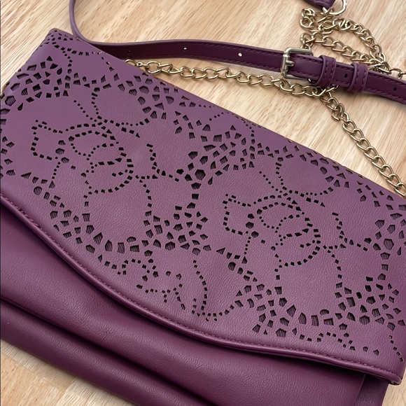 Urban Expressions Purple Crossbody Bag with Floral Perforations - Picture 3 of 8